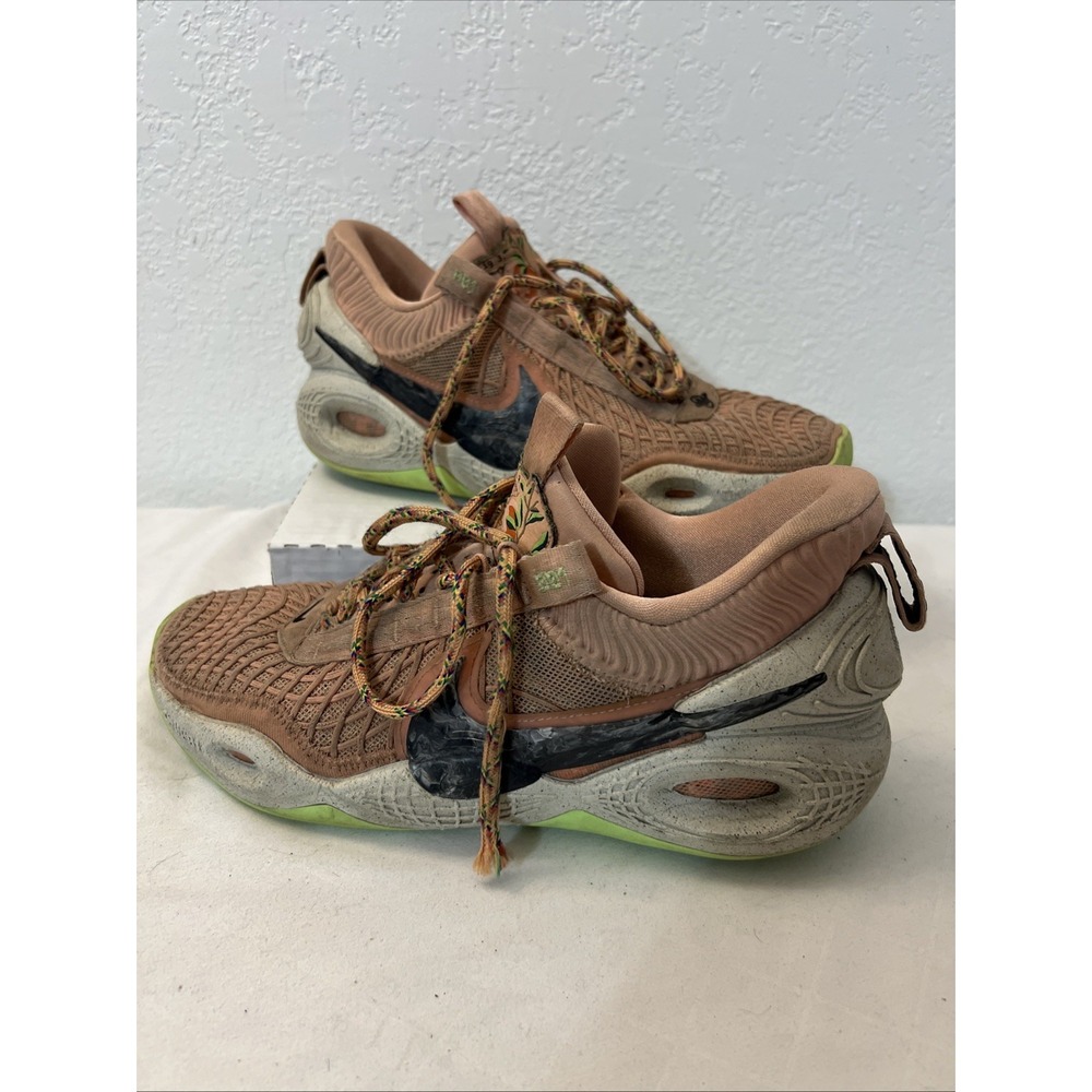 Nike Cosmic Unity Apricot Agate Basketball Shoes DA6725-800 Mens Size 9.5 2022‎